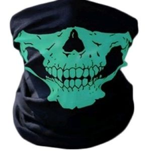 - ❤️10/$20 New light weight stretchy ski quad mask halloween